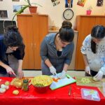 Shasenem, Ines et Emilie, au travail.